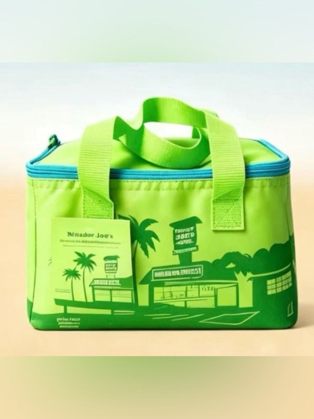 Trader Joe’s Mini Insulated Summer Lunch Bags
MULTIPLE COLORS AVAILABLE - Picture 8 of 8
